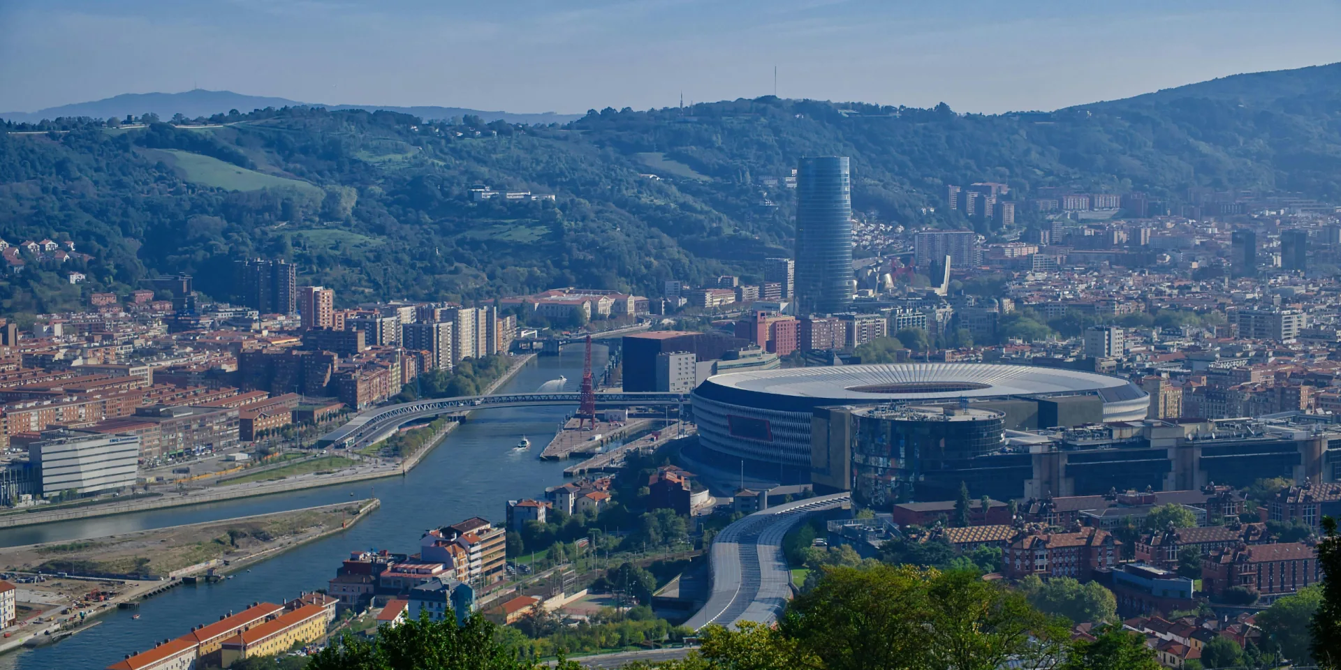 Pueblos de Bizkaia desde Bilbao sin coche, uno por uno